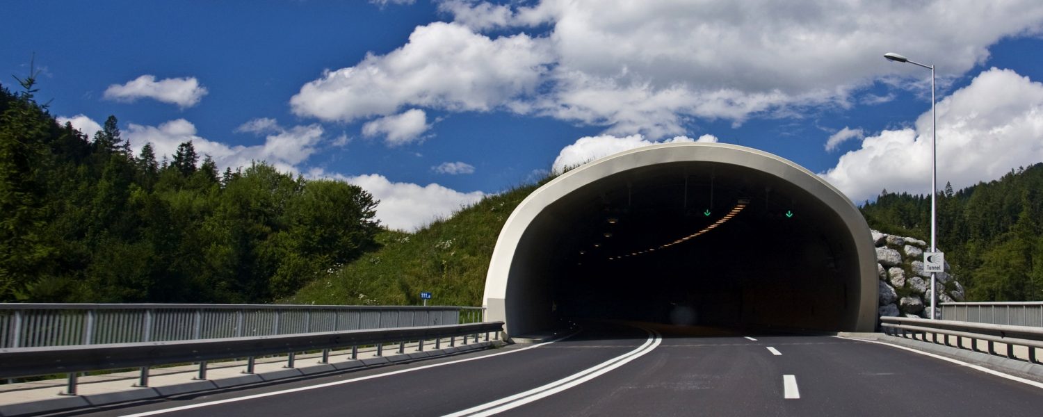 Road going directly to tunnel